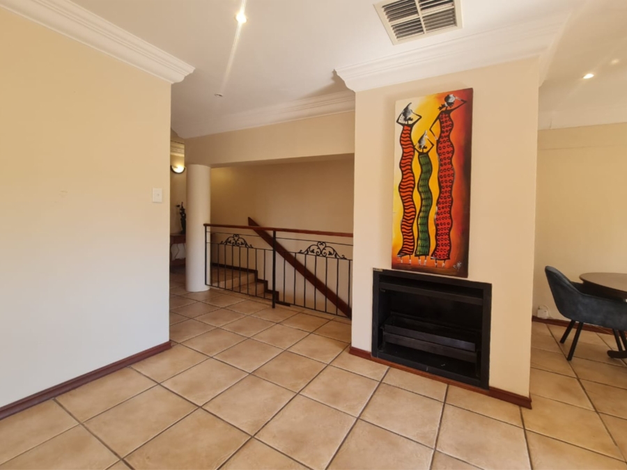 2 Bedroom Property for Sale in Eagles Landing North West